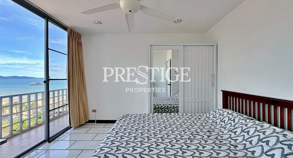 For rent 3 bedrooms condo in Jomtien, Pattaya