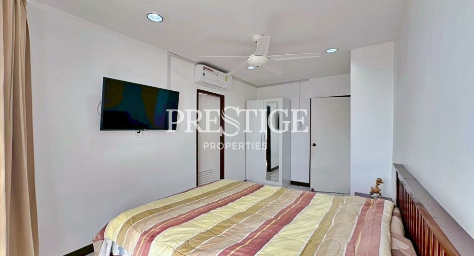 For rent 3 bedrooms condo in Jomtien, Pattaya