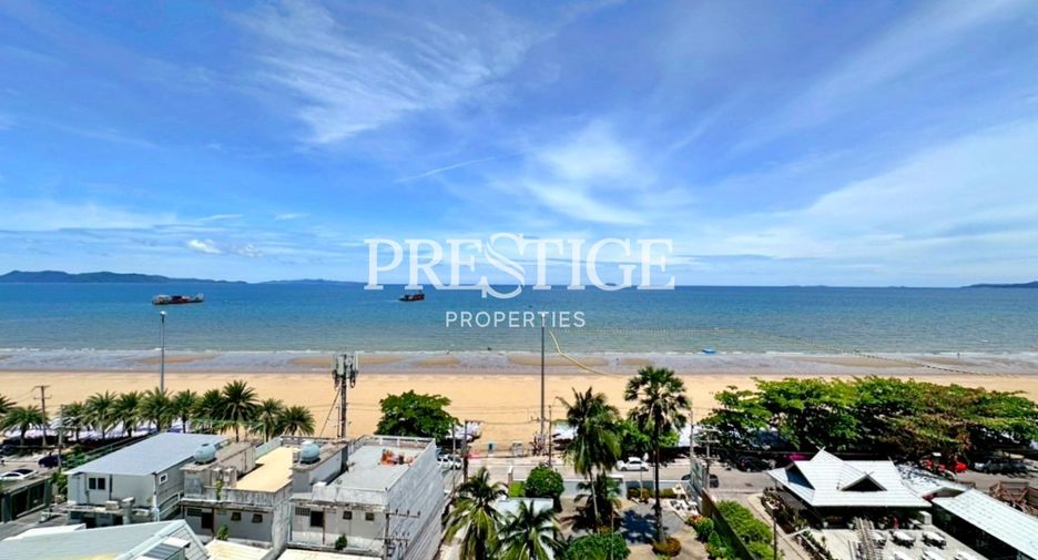 For rent 3 bedrooms condo in Jomtien, Pattaya
