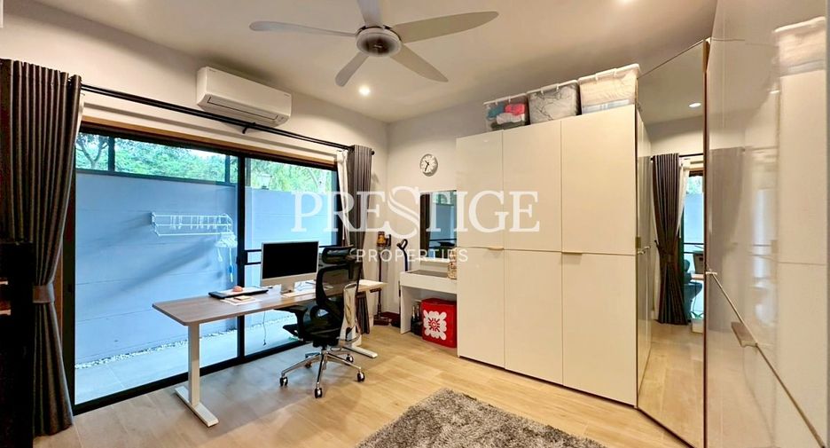 Casa en alquiler de 3 habitaciones en Huay Yai, Pattaya