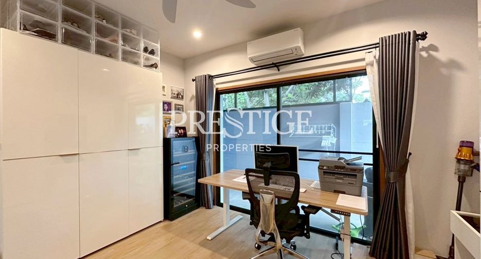 Casa en alquiler de 3 habitaciones en Huay Yai, Pattaya