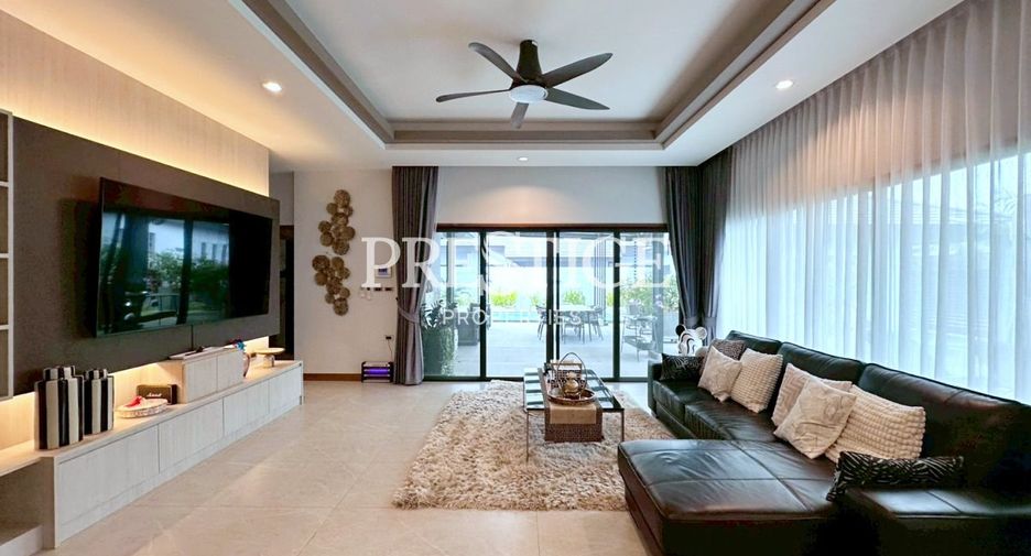 Casa en alquiler de 3 habitaciones en Huay Yai, Pattaya