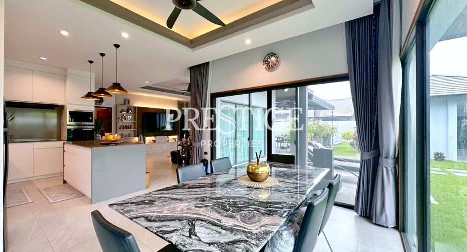 Casa en alquiler de 3 habitaciones en Huay Yai, Pattaya