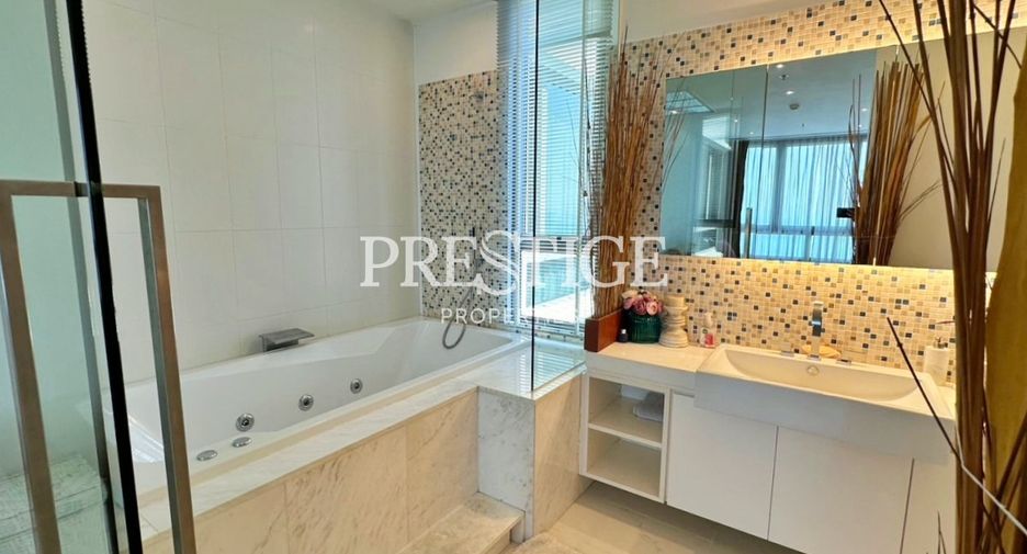 For rent 2 bedrooms condo in Bang Lamung, Chonburi