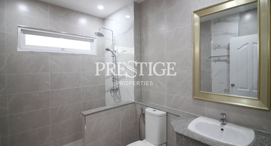 For rent 4 bedrooms house in Bang Lamung, Chonburi
