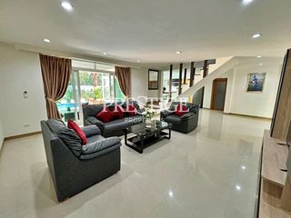 À louer 4 chambres maison à Bang Lamung, Chonburi