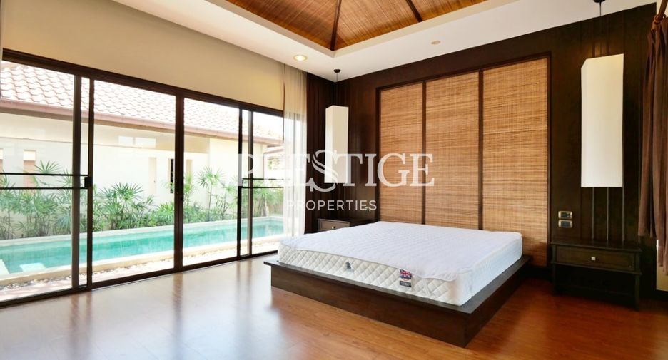 Casa en alquiler de 3 habitaciones en Huay Yai, Pattaya