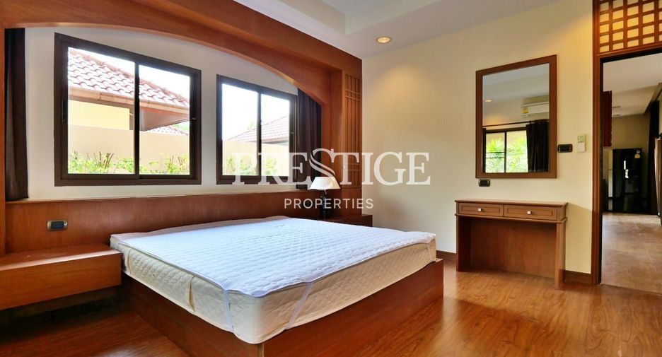 Casa en alquiler de 3 habitaciones en Huay Yai, Pattaya