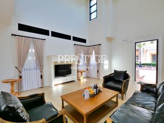 Haus zur Miete mit 3 Zimmer in Huay Yai, Pattaya