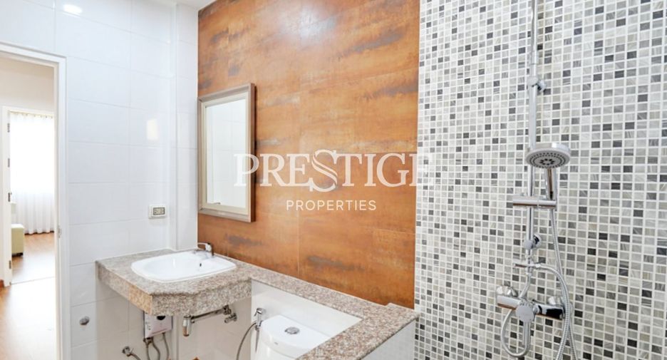 For rent 4 bedrooms house in Bang Lamung, Chonburi