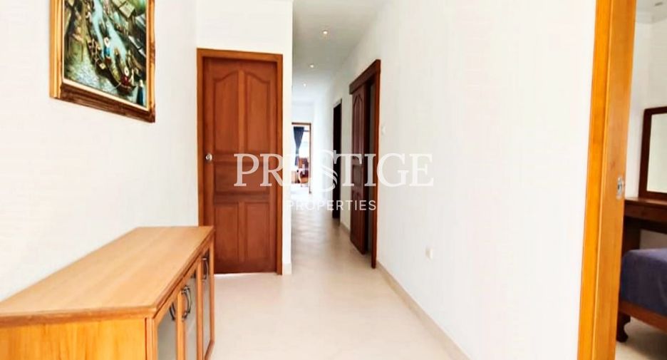 For sale and for rent 3 bedrooms house in Jomtien, Pattaya