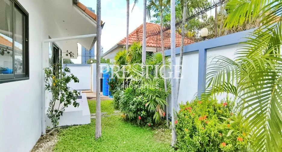 For rent 3 bedrooms house in Jomtien, Pattaya