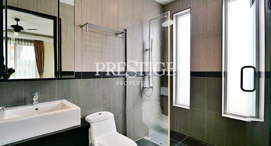 For rent 4 bedrooms house in Bang Lamung, Chonburi