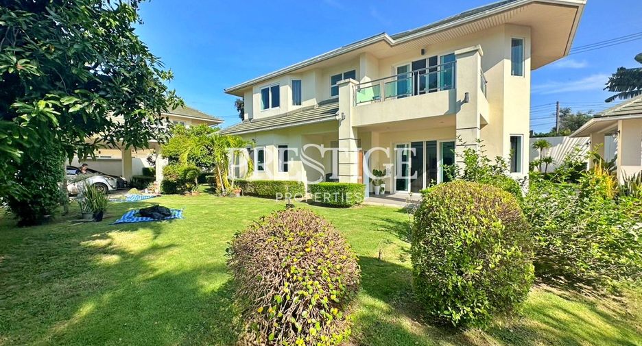 For rent 4 bedrooms house in Bang Lamung, Chonburi