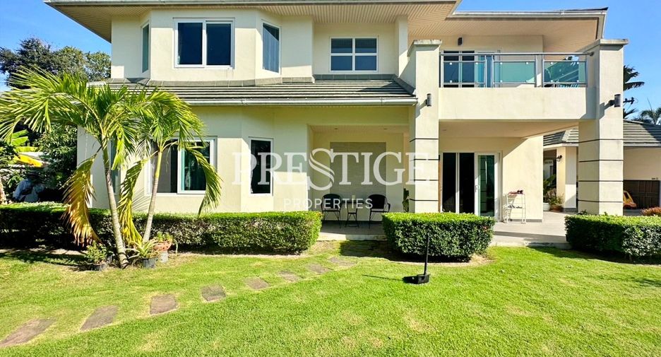 For rent 4 bedrooms house in Bang Lamung, Chonburi