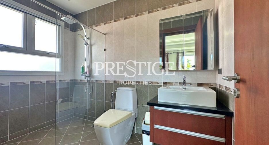 For rent 4 bedrooms house in Bang Lamung, Chonburi
