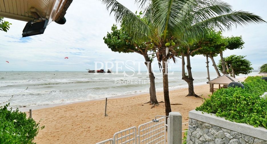 For rent 3 bedrooms condo in Na Jomtien, Pattaya