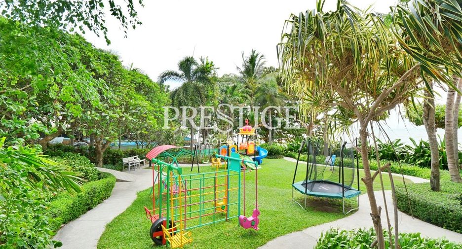For rent 3 bedrooms condo in Na Jomtien, Pattaya