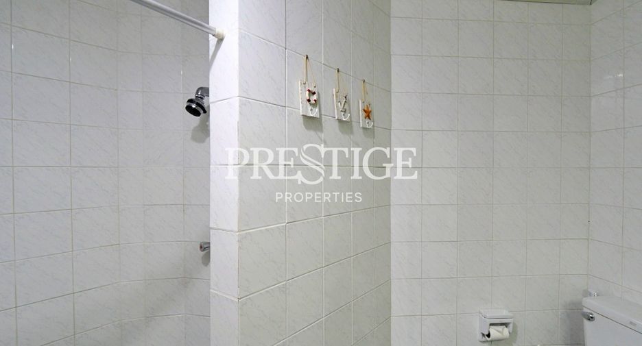 For rent 3 bedrooms condo in Na Jomtien, Pattaya