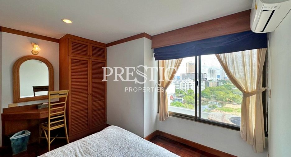 For rent 3 bedrooms condo in Na Jomtien, Pattaya
