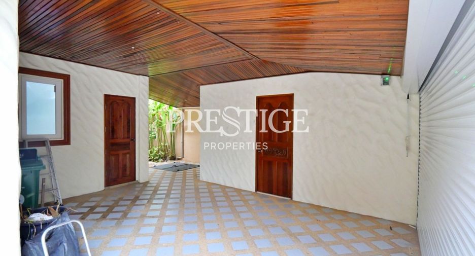 For rent 3 bedrooms house in Bang Lamung, Chonburi