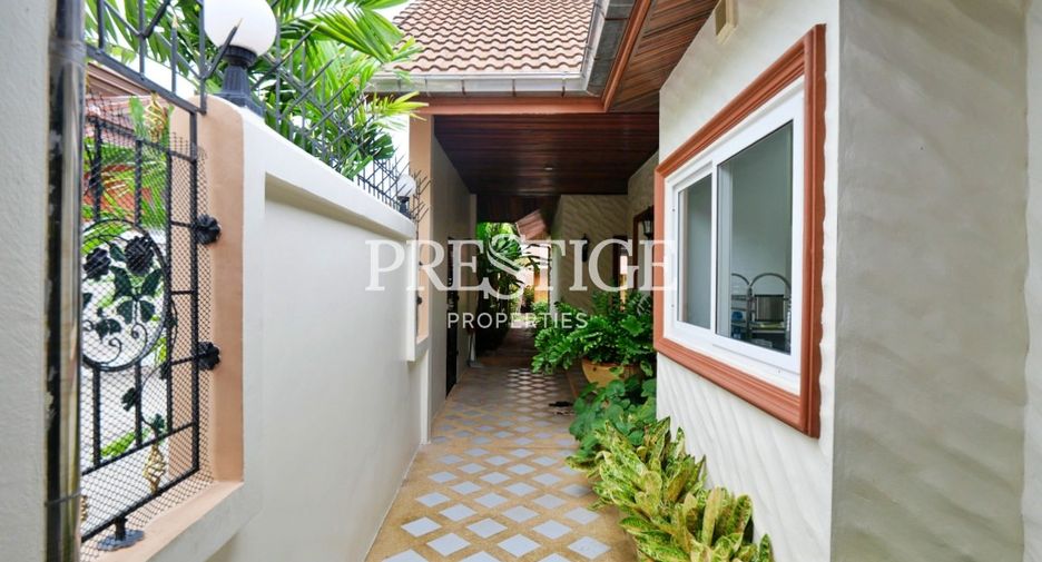 For rent 3 bedrooms house in Bang Lamung, Chonburi