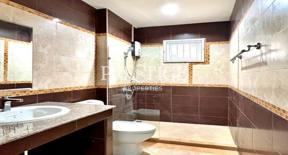 For rent 3 bedrooms house in Bang Lamung, Chonburi