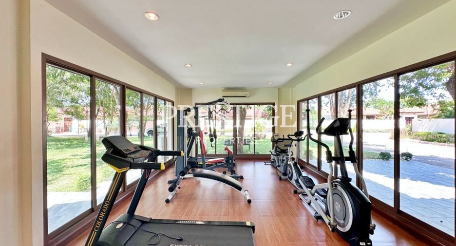 Casa en alquiler de 3 habitaciones en Huay Yai, Pattaya