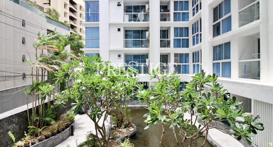 For rent 2 bedrooms condo in Bang Lamung, Chonburi