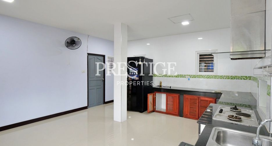 For rent 3 bedrooms house in Bang Lamung, Chonburi