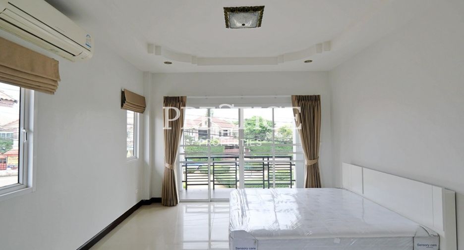 For rent 3 bedrooms house in Bang Lamung, Chonburi