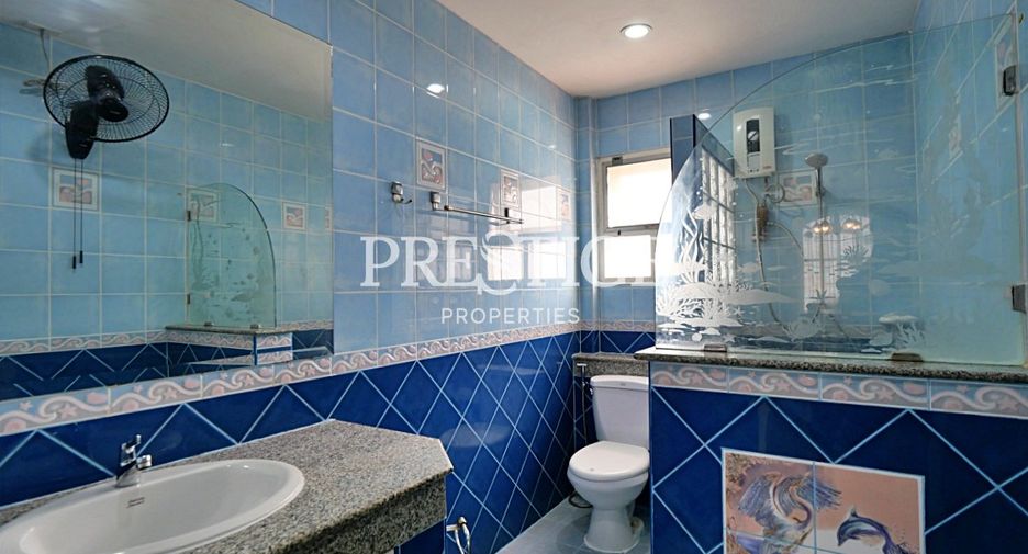For rent 4 bedrooms house in Bang Lamung, Chonburi