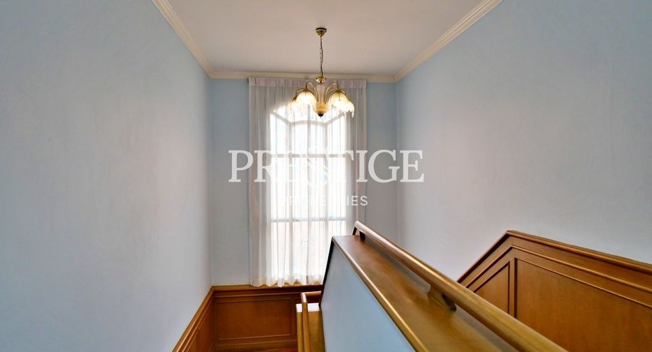 For rent 4 bedrooms house in Bang Lamung, Chonburi