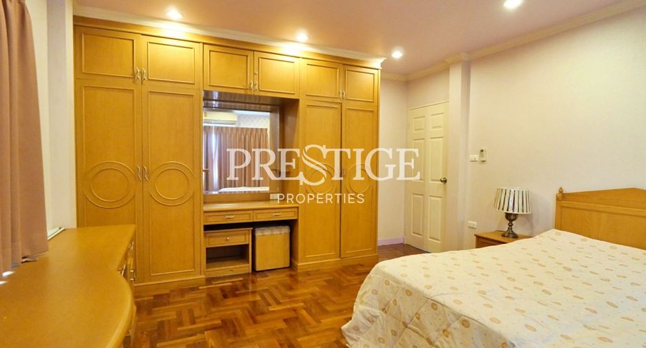 For rent 4 bedrooms house in Bang Lamung, Chonburi