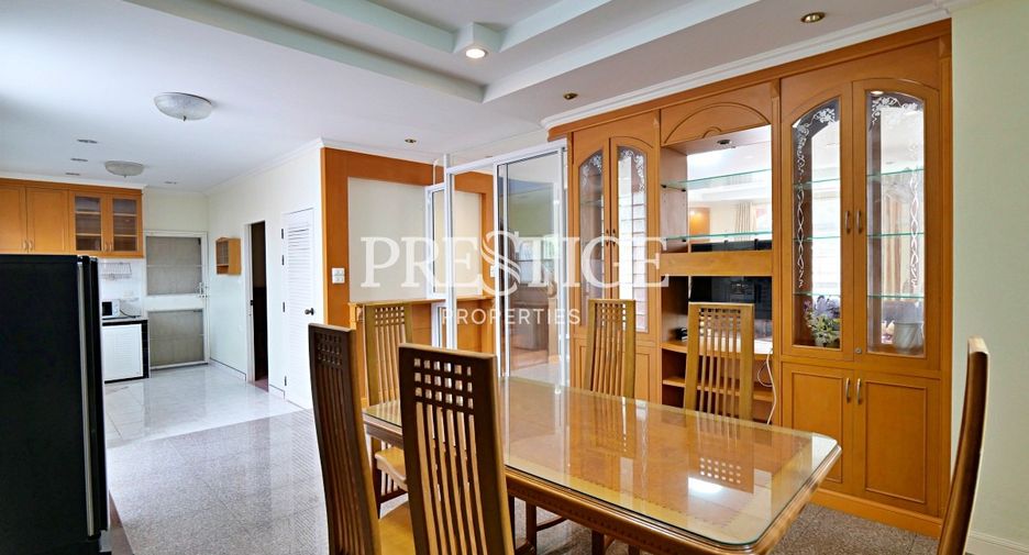 For rent 4 bedrooms house in Bang Lamung, Chonburi