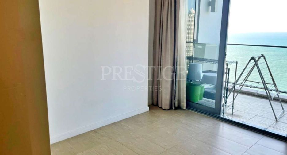 For rent 3 bedrooms condo in Bang Lamung, Chonburi