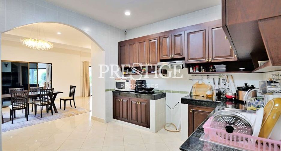 For rent 4 bedrooms house in Bang Lamung, Chonburi