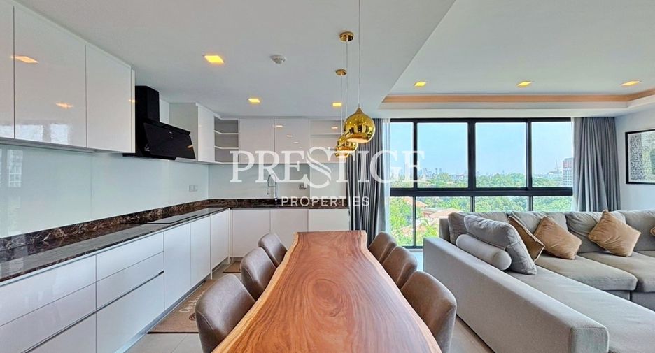 For rent 3 bedrooms condo in Jomtien, Pattaya