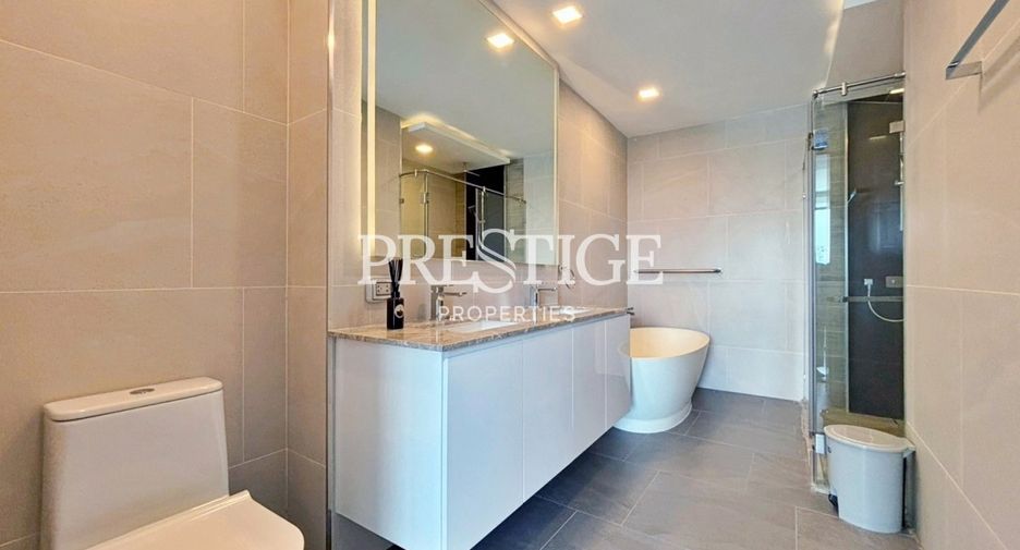 For rent 3 bedrooms condo in Jomtien, Pattaya