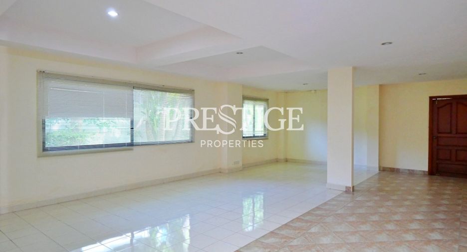 For rent 4 bedrooms house in Bang Lamung, Chonburi