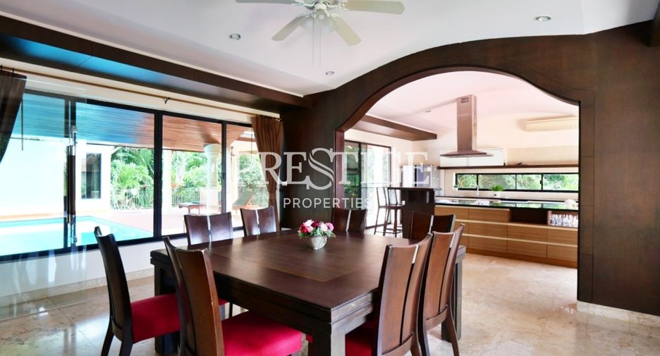 For rent 4 bedrooms house in Bang Lamung, Chonburi