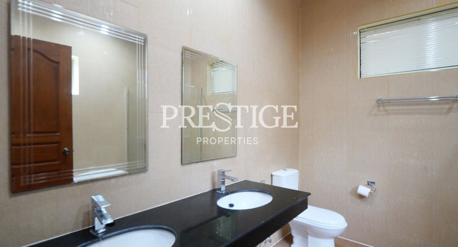 For rent 4 bedrooms house in Bang Lamung, Chonburi