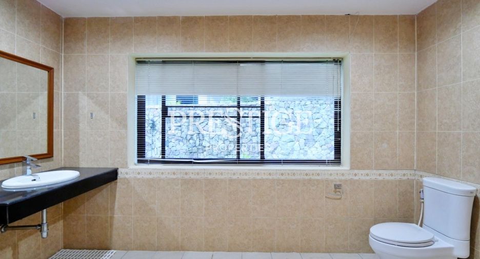 For rent 4 bedrooms house in Bang Lamung, Chonburi
