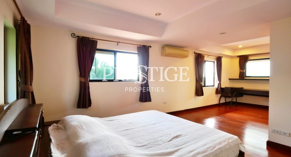 For rent 4 bedrooms house in Bang Lamung, Chonburi