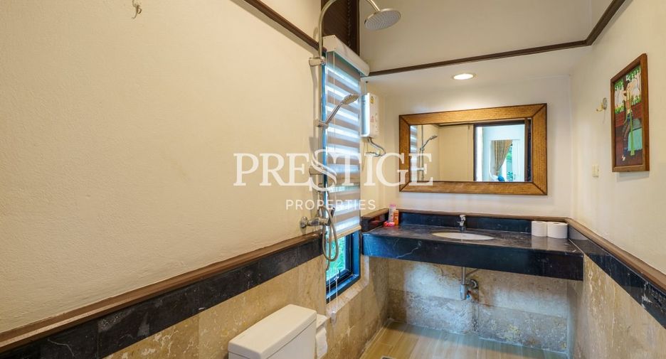 For rent 5 bedrooms house in Bang Lamung, Chonburi