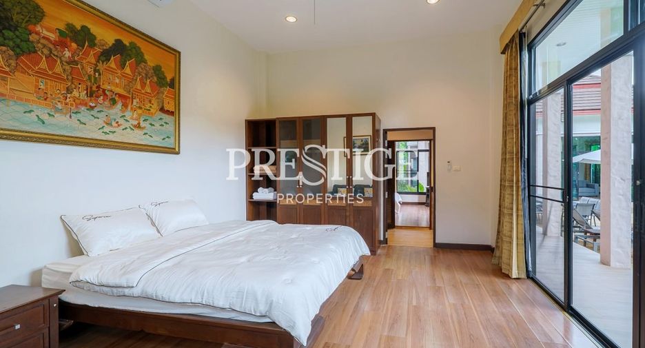 For rent 5 bedrooms house in Bang Lamung, Chonburi