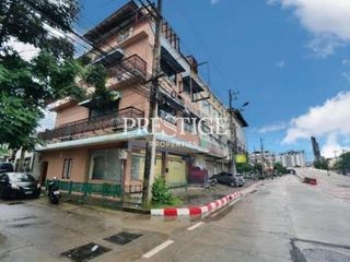 À louer 4 chambres local commercial à Bang Lamung, Chonburi