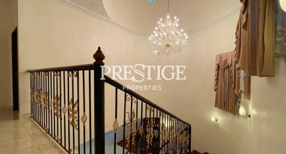 For rent 5 bedrooms house in Bang Lamung, Chonburi