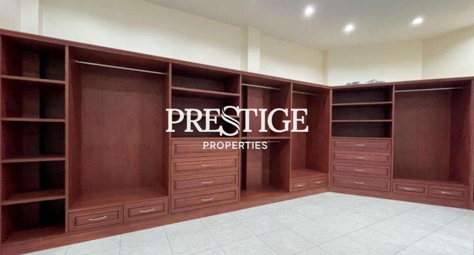 For rent 5 bedrooms house in Bang Lamung, Chonburi