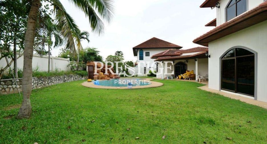 For rent 5 bedrooms house in Bang Lamung, Chonburi